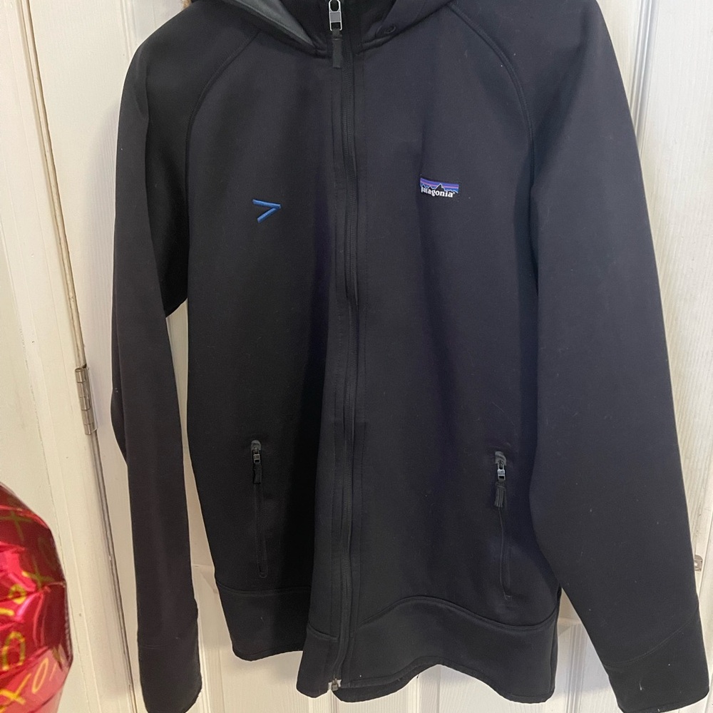 Patagonia Black Performance Jacket Full Zip Essential
